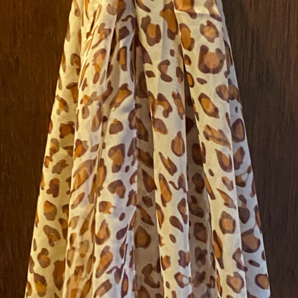 Leopard print scarf - Picture 2 of 10